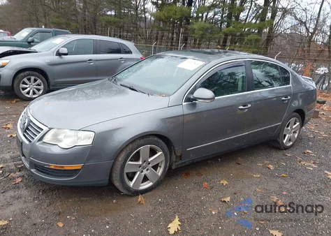 2008 Volkswagen Passat Komfort из США, поврежденный, VIN WVWAK93C68P048176